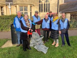 Litter Pickers in Christ's Pieces